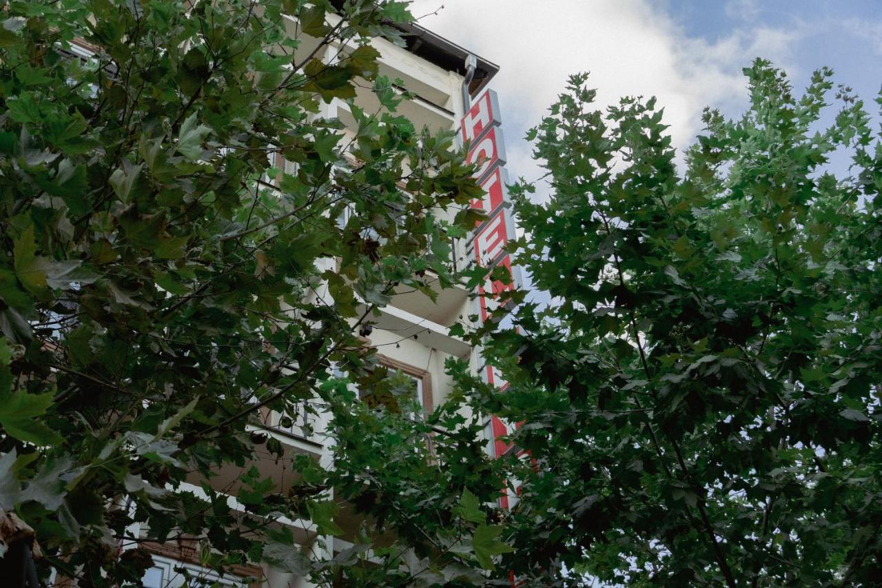 Hotel Lybeten Ferizaj Zewnętrze zdjęcie